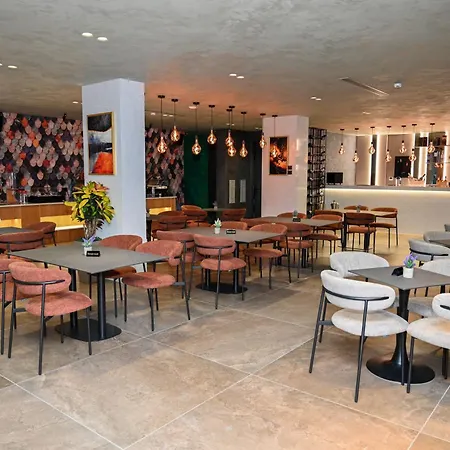 Ermes Luxury Hotel 4*