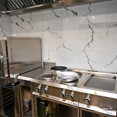 Отель Ermes Luxury 4*