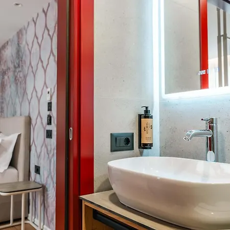 Hotel Ermes Luxury 4*