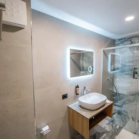 Ermes Luxury Hotel Durrës