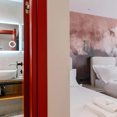 Ermes Luxury Отель