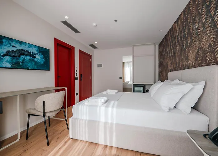 Ermes Luxury 4* Durrës