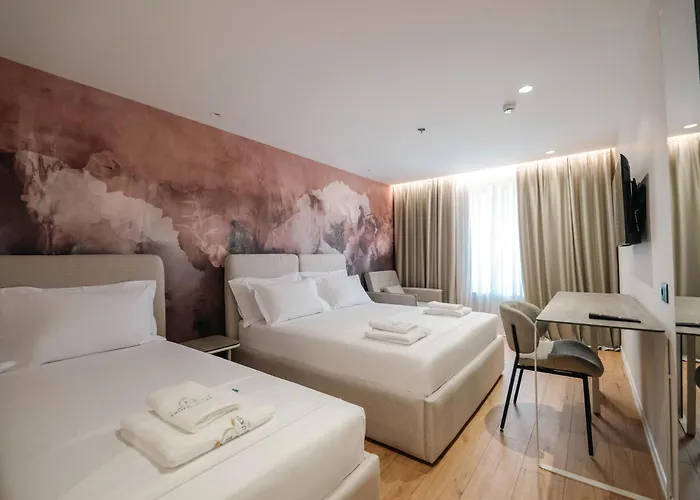 Ermes Luxury 4* Durrës